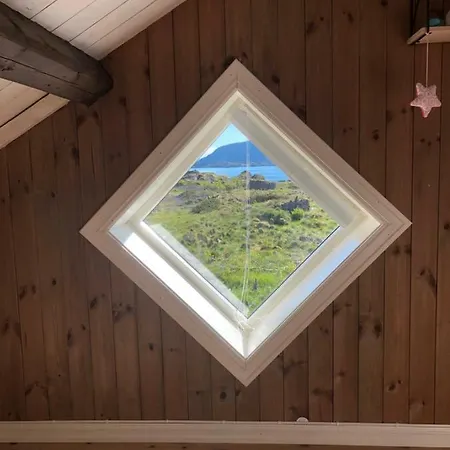 Peaceful Private House In Lofoten Feriehus *